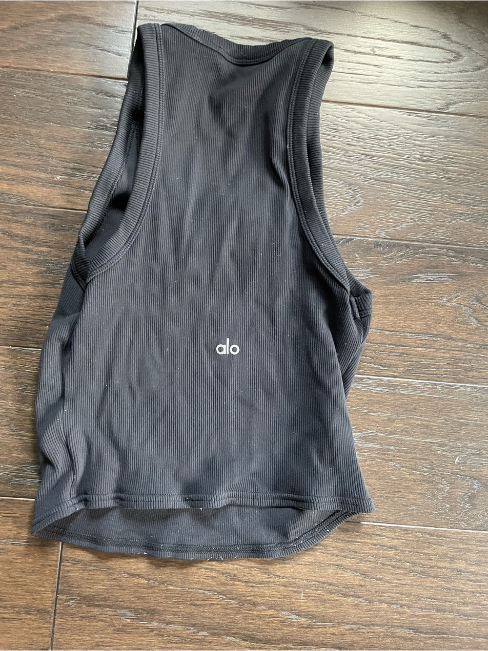 ALO Goddess Ribbed Go-To Tank - Picture 3 of 3